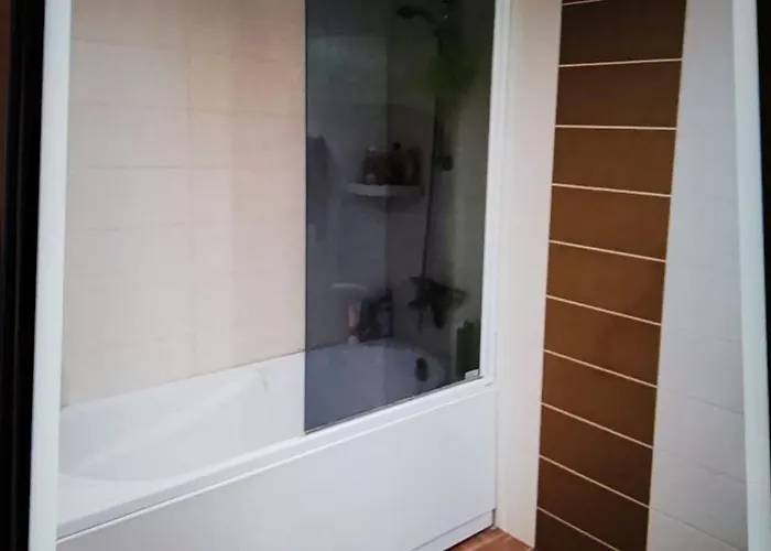 Ostanak kod kuće To Rent In Shared *